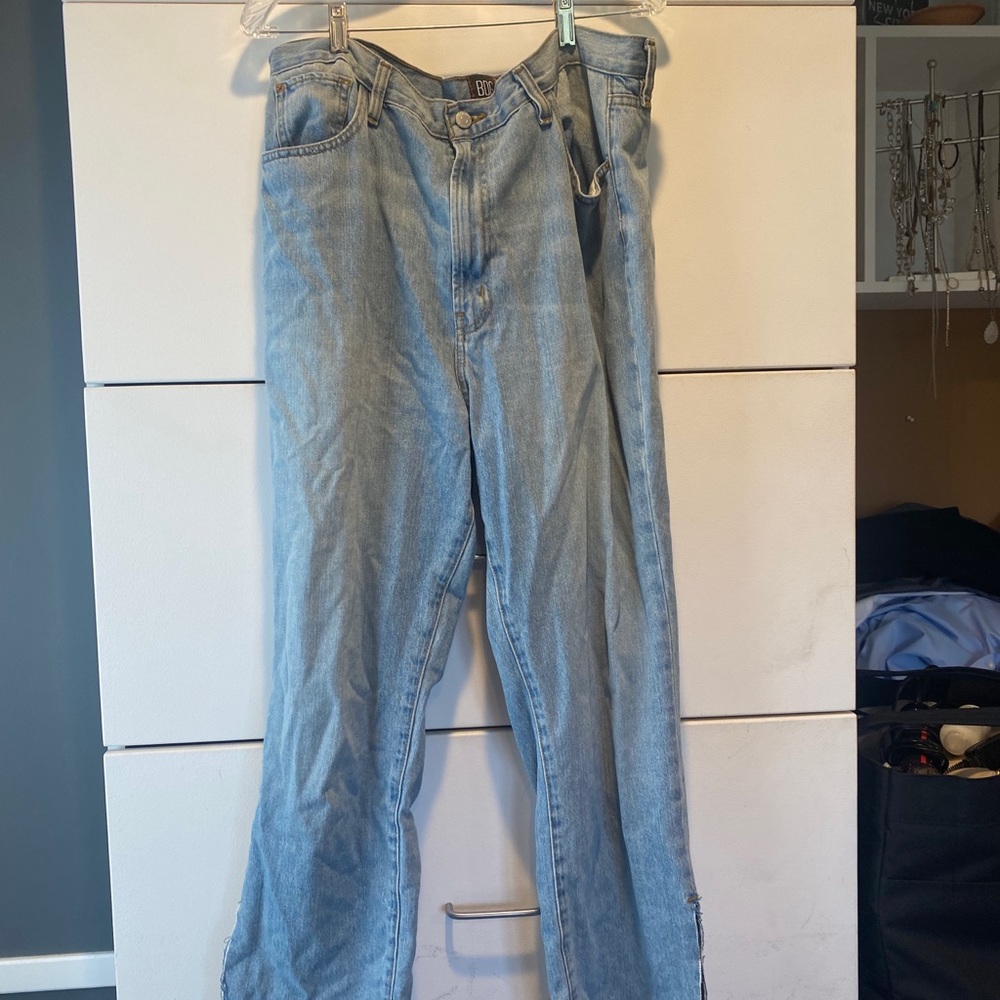 UO Baggy Jeans